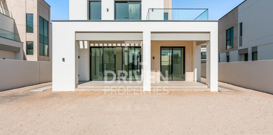 Villa en Arabian Ranches 3, Dubai, EAU 4 dormitorios, 521 m² № 684076