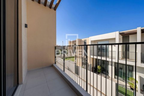 Villa in Dubai South (Dubai World Central), Dubai, UAE 4 bedrooms, 357 sq.m. № 684078 - photo 23