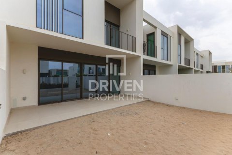 Városi lakóépület itt: The Valley, Dubai, EAE, 3 hálószoba, 184 m², azonosító: 684062 - fénykép 17