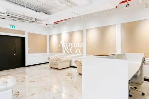 Office in Business Bay, Dubai, UAE 81 sq.m. № 707688 - photo 3
