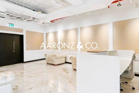 Kontor til leie i Business Bay, Dubai, Emiratene 81 kvm Nr. 707688 - Foto 2
