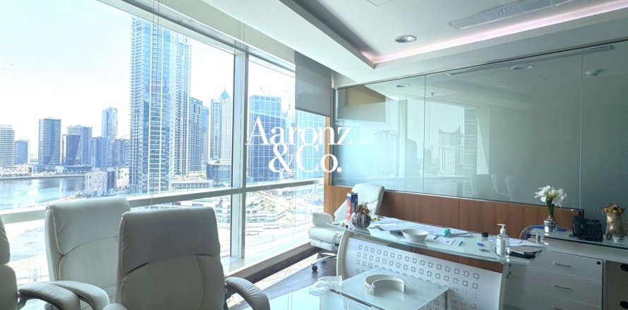 Kontor asukohaga Business Bay, Dubai, AÜE: 306 m² Nr 707692
