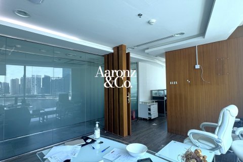 Office in Business Bay, Dubai, UAE 306 sq.m. № 707692 - photo 4