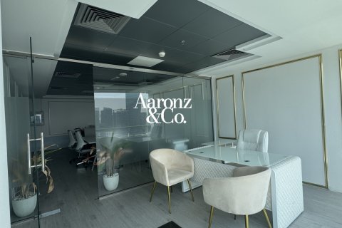 Toimisto Business Bay, Dubai, Arabiemiraatit 62 m2 № 707690 - kuva 2