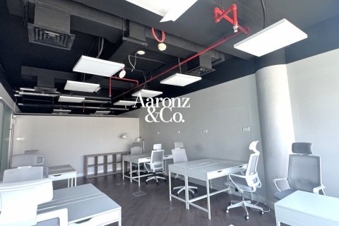Oficiu în Business Bay, Dubai, EAU 121 mp.  №707691