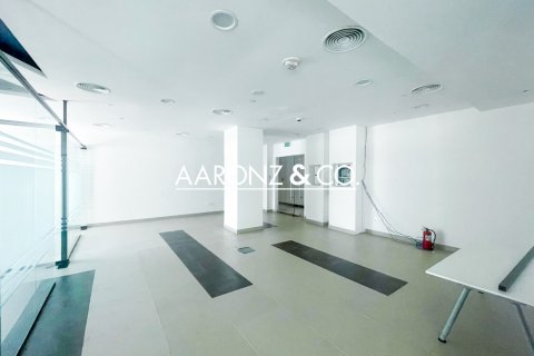 Office in Business Bay, Dubai, UAE 120 sq.m. № 707689 - photo 3