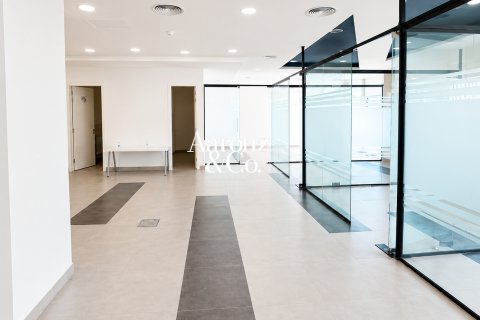 Birojs Business Bay, Dubaijā, AAE 120 m2 Nr. 707689 - attēls 8
