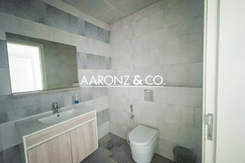 Office in Business Bay, Dubai, UAE 120 sq.m. № 707689 - photo 11