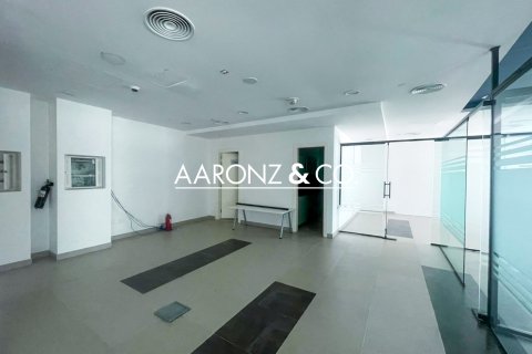 Office in Business Bay, Dubai, UAE 120 sq.m. № 707689 - photo 9