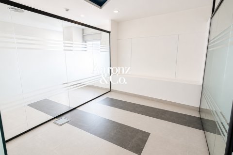 Birojs Business Bay, Dubaijā, AAE 120 m2 Nr. 707689 - attēls 10