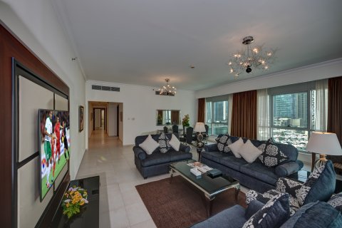 Appartamento in affitto a Dubai Marina, Dubai, EAU 3 camere da letto, 458.85 mq. № 750985 - foto 2