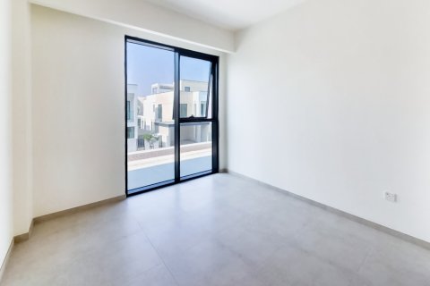 Kaupunkipientalo Arabian Ranches 3, Dubai, Arabiemiraatit 4 makuuhuonetta, 380.72 m2 № 750986 - kuva 5