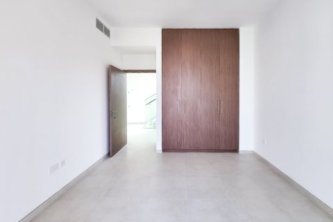 Kaupunkipientalo Arabian Ranches 3, Dubai, Arabiemiraatit 4 makuuhuonetta, 380.72 m2 № 750986 - kuva 3