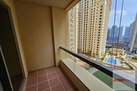 Apartment in Jumeirah Beach Residence, Dubai, UAE 2 bedrooms, 132 sq.m. № 604337 - photo 1