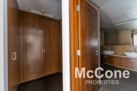 Apartemen di Palm Jumeirah, Dubai, UEA 2 kamar tidur, 161.09 m2 nomor 587370 - foto 16