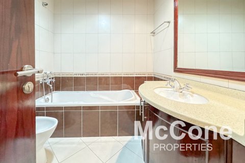 Пәтер Дубай Марина, БАӘ-да 1 жатын бөлме, 98.85 м² № 587368 - фото 10