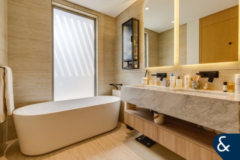 Vila v Jumeirah Village Circle, Dubai, SAE 4 ložnice, 353 m² Č.: 666673 - fotografie 10