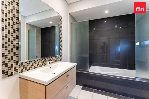 Villa te huur in Dubai, VAE 3 slaapkamers, 324 vr.m., nr 680016 - foto 28