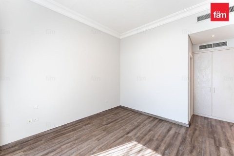 Villa te huur in Dubai, VAE 3 slaapkamers, 324 vr.m., nr 680016 - foto 15