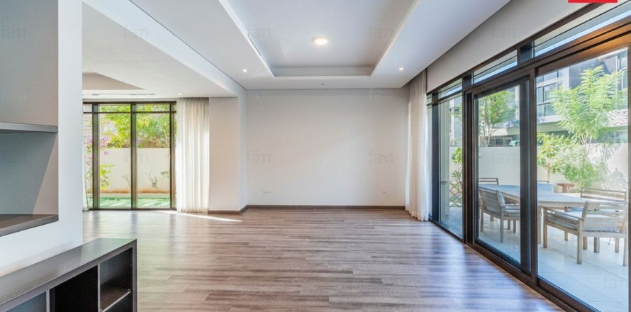 Dubai, BAE’de вилла 3 yatak odası, 324 m&sup2; No 680016