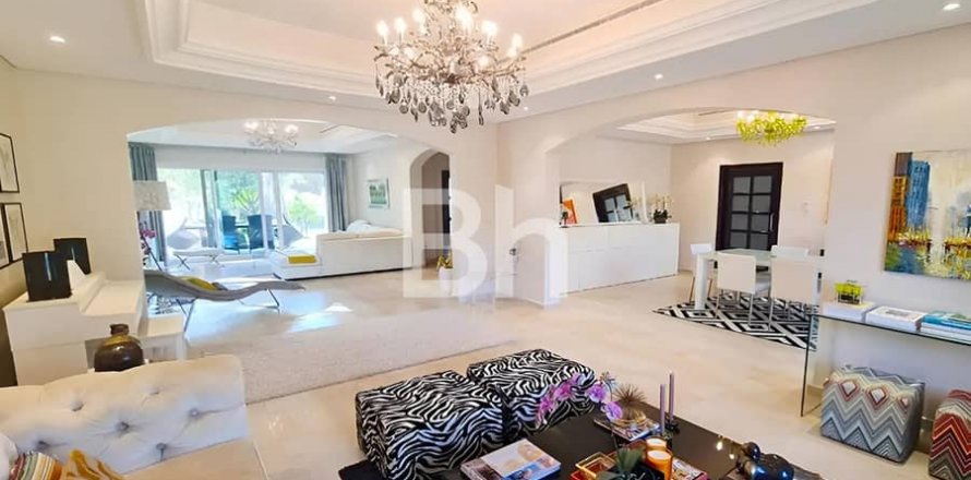 Вилла в Green Community, Дубай, ОАЭ 5 спален, 891м2 № 614753