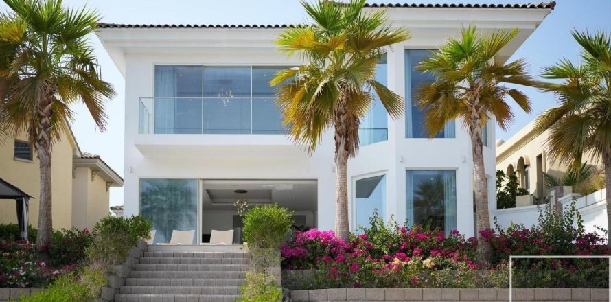 Villa in Palm Jumeirah, Dubai, VAE: 5 Schlafzimmer, 624.4 m2 Nr. 764753