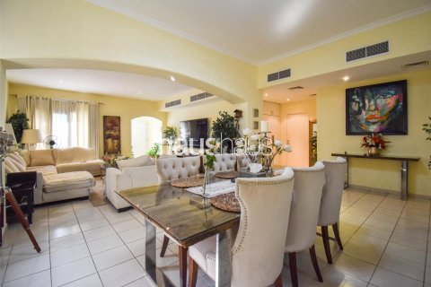 Vila v Meadows, Dubai, SAE 4 ložnice, 381 m² Č.: 625811 - fotografie 5