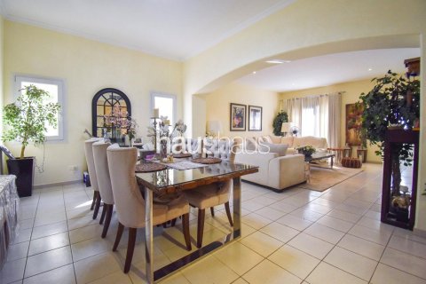 Vila v Meadows, Dubai, SAE 4 ložnice, 381 m² Č.: 625811 - fotografie 2