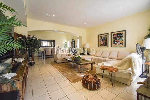Vila v Meadows, Dubai, SAE 4 ložnice, 381 m² Č.: 625811 - fotografie 4
