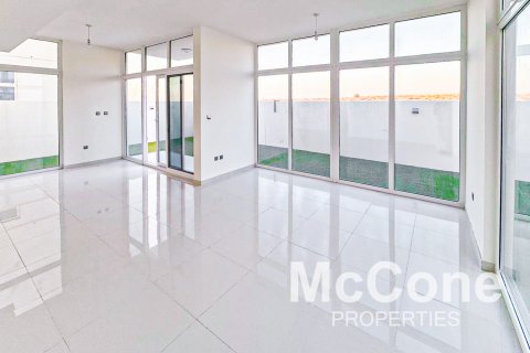 Vila v Dubai, SAE 6 ložnice, 325.35 m² Č.: 587409 - fotografie 4