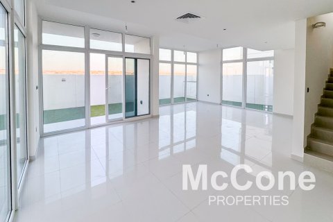 Vila v Dubai, SAE 6 ložnice, 325.35 m² Č.: 587409 - fotografie 2