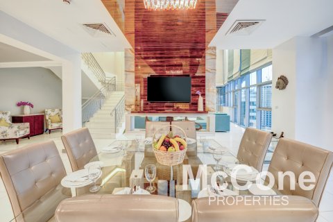 Wohnung zur Miete in Deira, Dubai, VAE 4 Schlafzimmer, 319.96 m2 Nr. 587408 - Foto 6