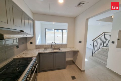 Řadový dům v Dubai, SAE 4 ložnice, 144 m² Č.: 766569 - fotografie 2