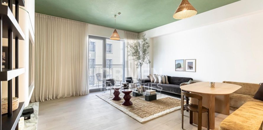 Lakás itt: Jumeirah, Dubai, EAE, 2 hálószoba, 122 m², azonosító: 655531