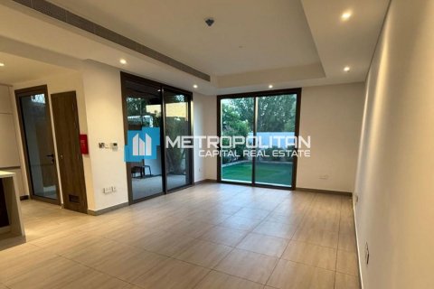 Townhouse on the Yas Island, Abu Dhabi, UAE 2 bedrooms, 225 sq.m. № 632158 - photo 2