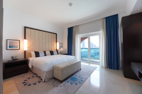 Apartment in The Marina, Abu Dhabi, UAE 2 bedrooms, 164 sq.m. № 424250 - photo 10