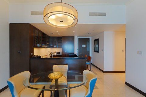 Apartment in The Marina, Abu Dhabi, UAE 2 bedrooms, 164 sq.m. № 424250 - photo 5