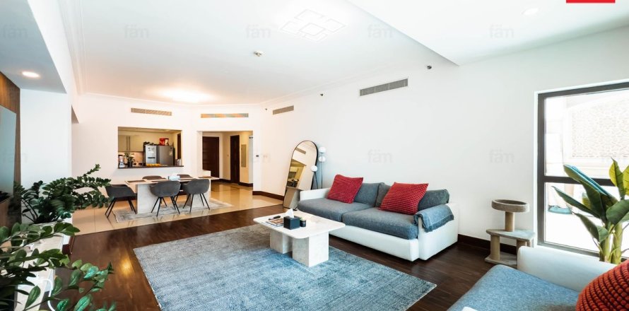 Huoneisto Palm Jumeirah, Dubai, Arabiemiraatit 2 makuuhuonetta, 194.8 m2 № 710142