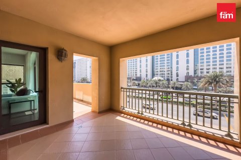 Huoneisto Palm Jumeirah, Dubai, Arabiemiraatit 2 makuuhuonetta, 194.8 m2 № 710142 - kuva 24