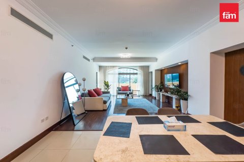 Huoneisto Palm Jumeirah, Dubai, Arabiemiraatit 2 makuuhuonetta, 194.8 m2 № 710142 - kuva 6