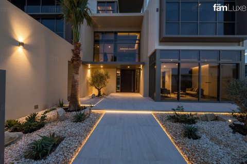Vila di Dubai Hills Estate, UAE 5 bilik tidur, 660 meter persegi № 660554 - foto 11