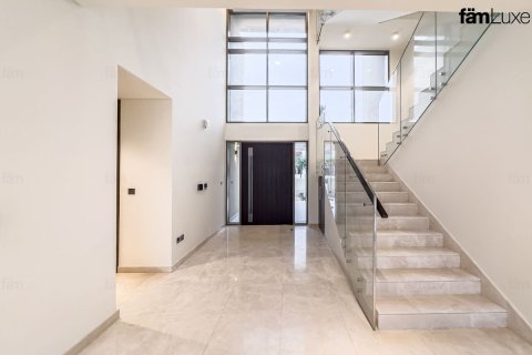 Villa in Dubai Hills Estate, UAE 5 bedrooms, 660 sq.m. № 660554 - photo 11