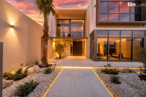 Villa itt: Dubai Hills Estate, EAE, 5 hálószoba, 660 m², azonosító: 660554 - fénykép 17