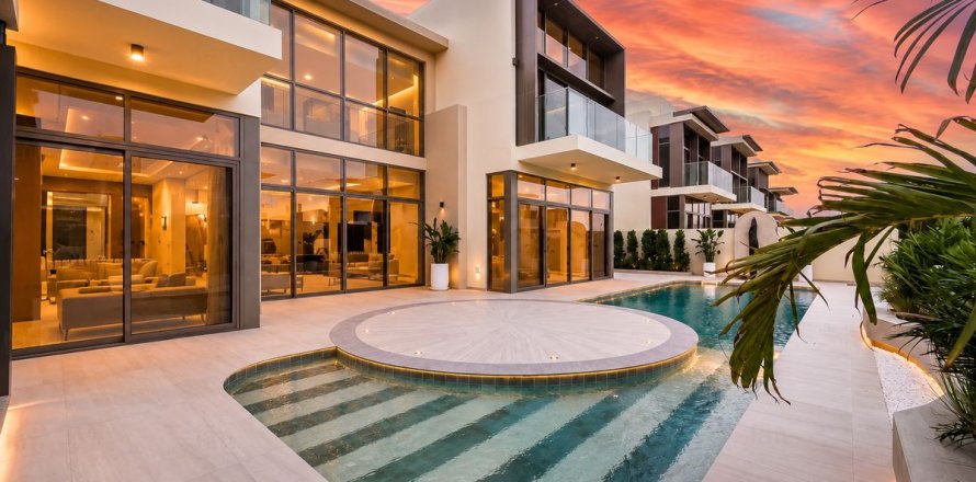 Villa itt: Dubai Hills Estate, EAE, 5 hálószoba, 660 m², azonosító: 660554