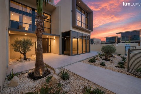 Villa itt: Dubai Hills Estate, EAE, 5 hálószoba, 660 m², azonosító: 660554 - fénykép 26