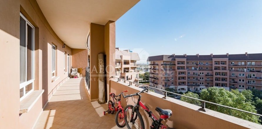 Apartment in Dubai Harbour, Dubai, UAE 2 bedrooms, 138 sq.m. № 648758