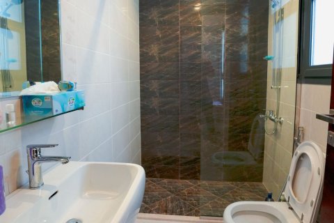 Hartanah komersil di Sharm, Fujairah, UAE 4 bilik tidur, 250 meter persegi № 594933 - foto 9