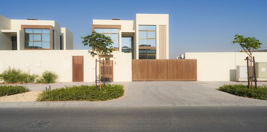 阿联酋 Abu Dhabi 商业地产  407 平方米 , 编号 594923