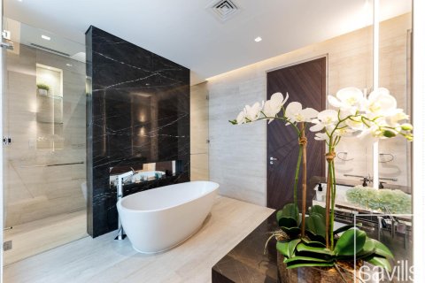 Vilë në Jumeirah Golf Estates, Dubai, Emiratet e Bashkuara Arabe 6 dhoma gjumi, 1079 m2. № 680729 - Foto 26