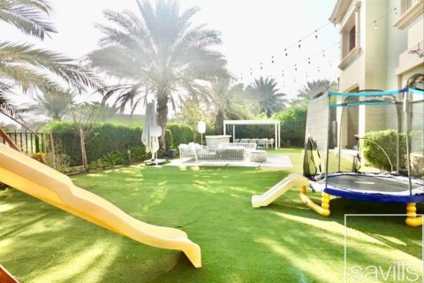 Vila v Jumeirah Islands, Dubai, SAE 4 ložnice, 483 m² Č.: 680727 - fotografie 15